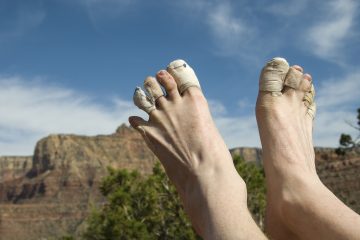 how to prevent blisters while hiking
