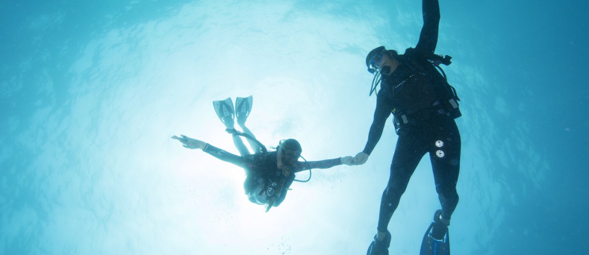 how to become a certified scuba diver