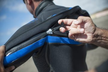 how should a wetsuit fit