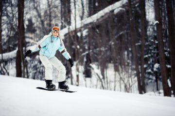 learn how to snowboard for beginners